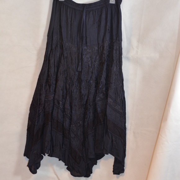 Coldwater Creek Blue embroidered Skirt SZ L NWOT - Picture 4 of 6